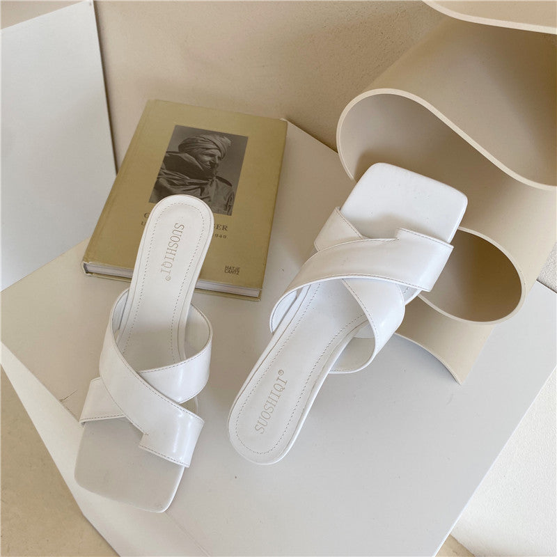 Square head sandals for women