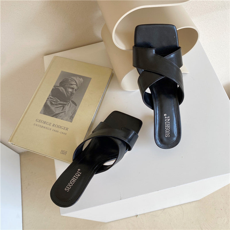 Square head sandals for women
